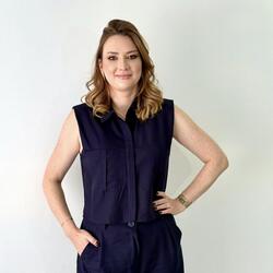 Diretora Executiva Tatiany Aparecida Barbiero Tomimitsu