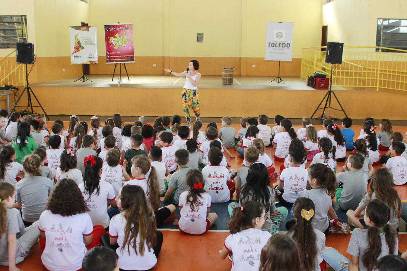 Teatro nas Escolas