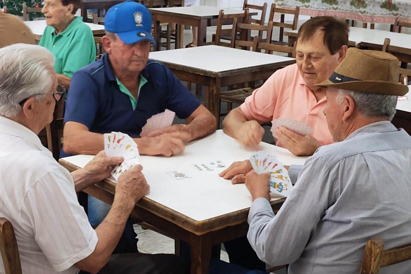 Esportes e Lazer organizou Torneio Municipal de Quatrilho