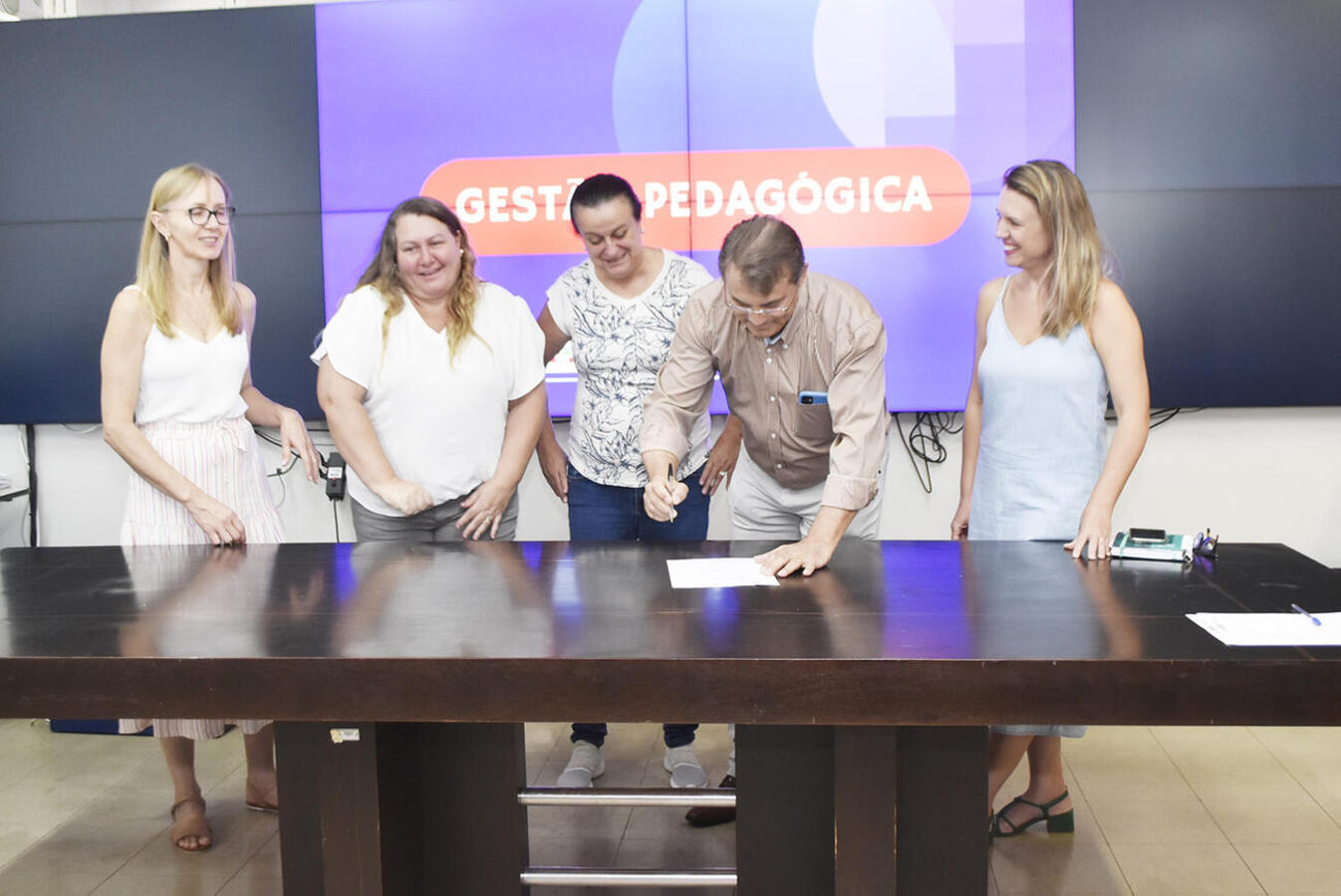 Há 20 anos desatualizado, documento define a distribuição do corpo docente, técnico-pedagógico e de apoio do quadro do magistério para atuar em cada unidade escolar