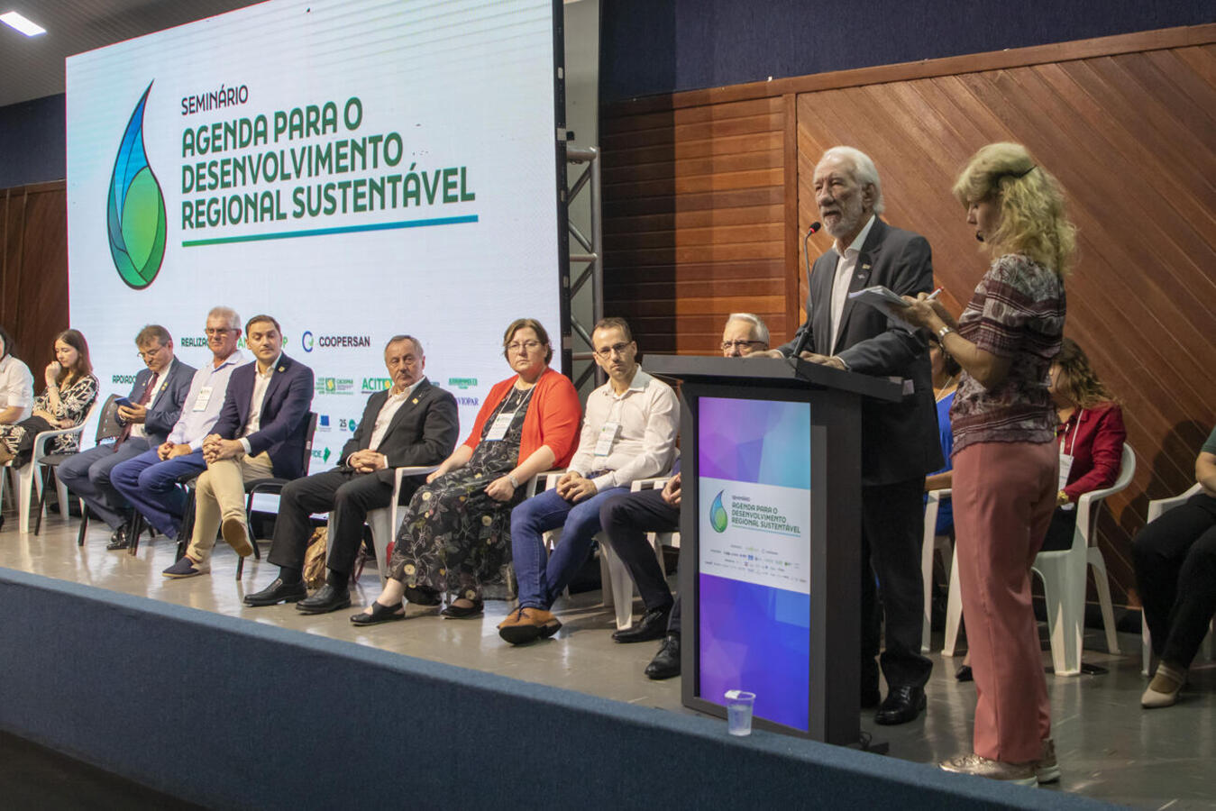 Governo do Estado do Paraná mobiliza equipe e assume compromissos sustentáveis no evento em Toledo