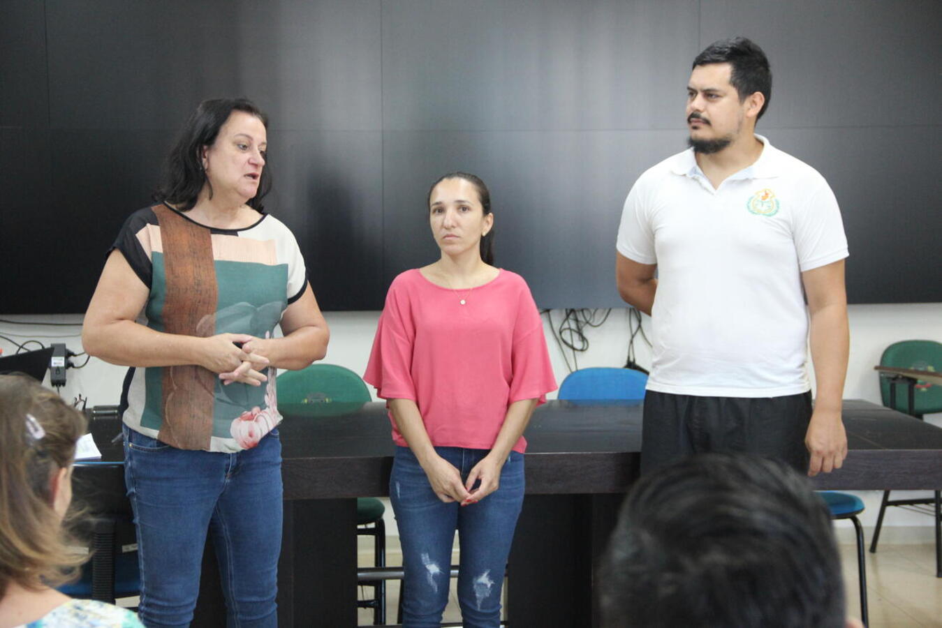 Realizada na manhã desta terça-feira (24), na sede da Secretaria da Educação (Smed), solenidade também contou com eleição de presidente e vice do colegiado