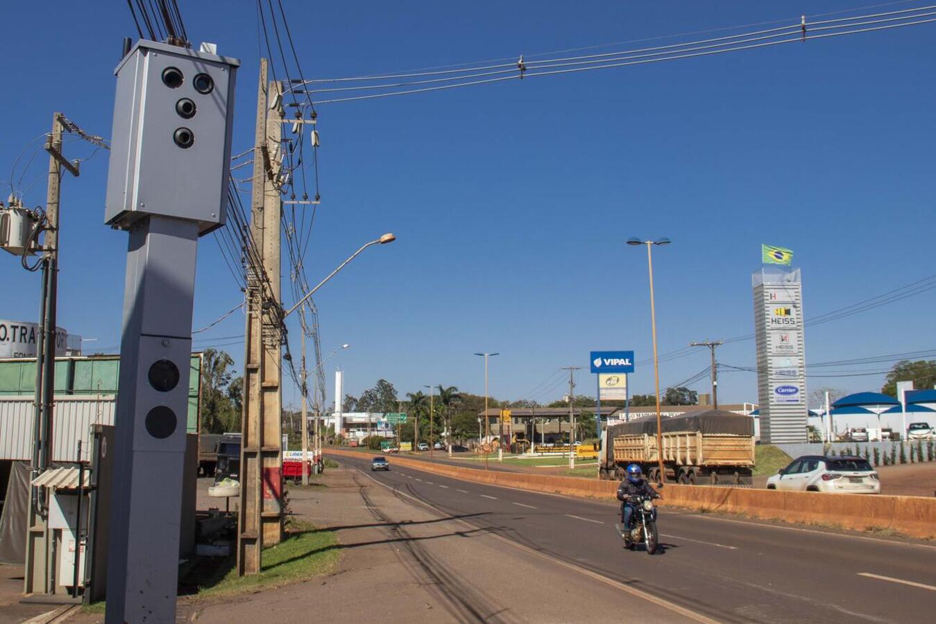 Equipamentos começam a funcionar nesta sexta (6) e contribuem para prevenção de acidentes de trânsito, que cresceram 8,82% no ano passado em relação a 2021