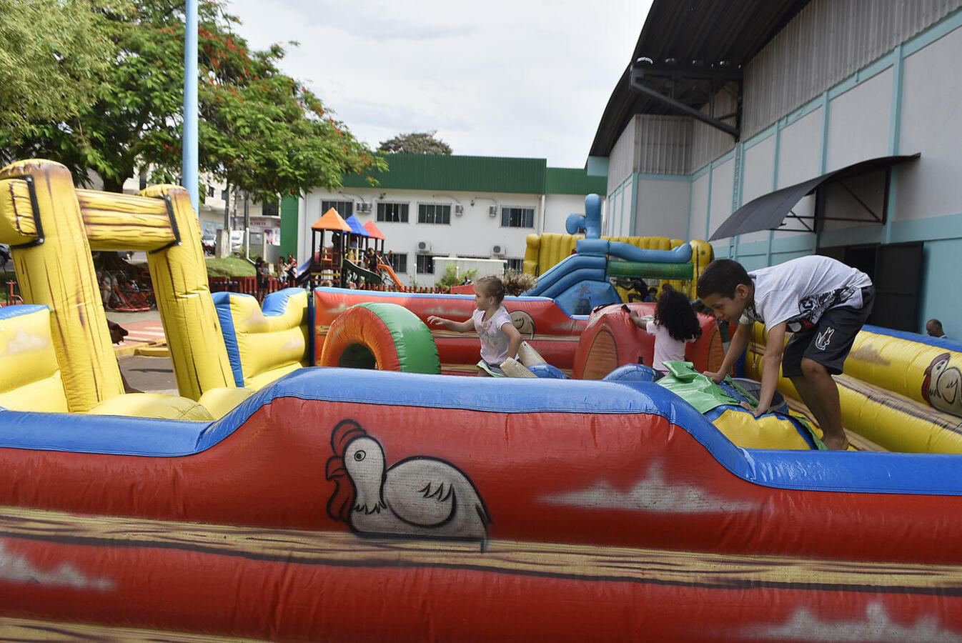 Ao todo, foram realizadas atividades recreativas e de lazer em sete bairros diferentes do município