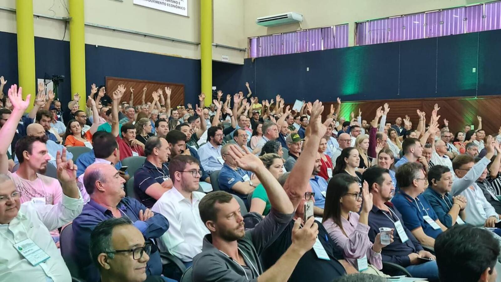 Governo do Estado do Paraná mobiliza equipe e assume compromissos sustentáveis no evento em Toledo