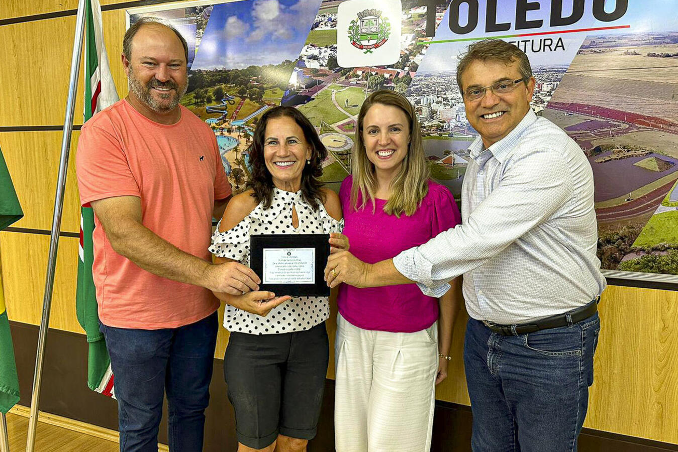 Mais seis servidores municipais recebem benefício da aposentadoria