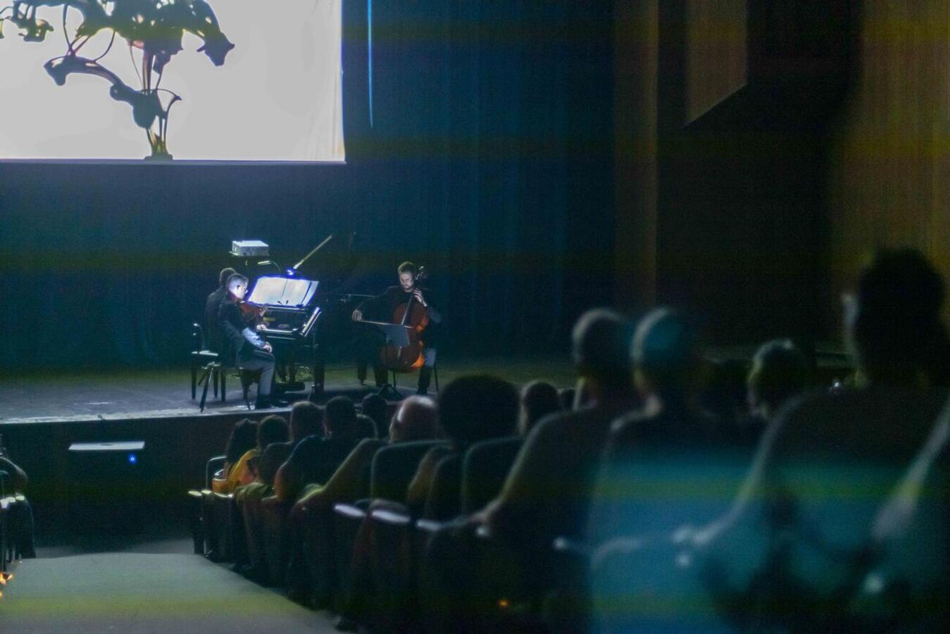 Concerto internacional lota Teatro Municipal na abertura da temporada 2023