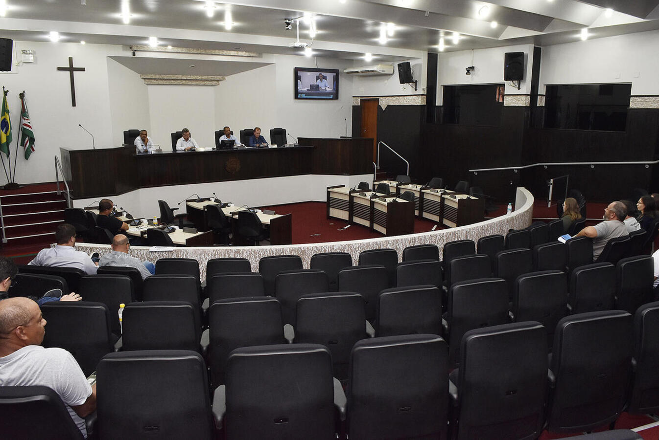 Evento realizado no Plenário da Câmara de Vereadores na tarde desta terça (15) teve o objetivo de ouvir a comunidade a respeito do Projeto de Lei nº 173/2022