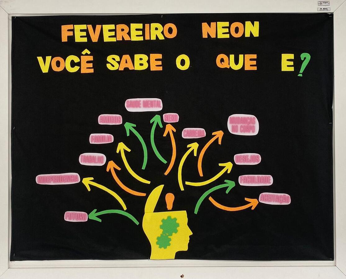 Ação realizada nesta segunda (13) integra campanha de departamentos da SMS que visa discutir com o público adolescente os cuidados com a saúde