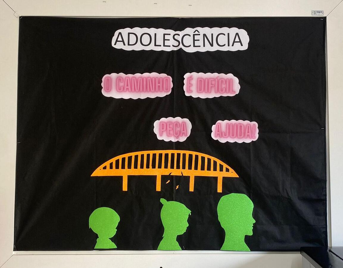Ação realizada nesta segunda (13) integra campanha de departamentos da SMS que visa discutir com o público adolescente os cuidados com a saúde