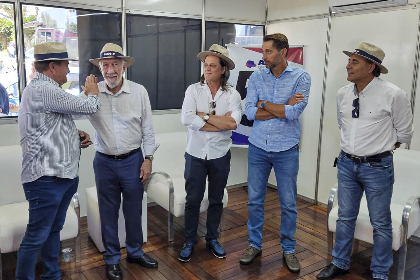 Gestor municipal cumpre agendas com entidades e imprensa no Show Rural