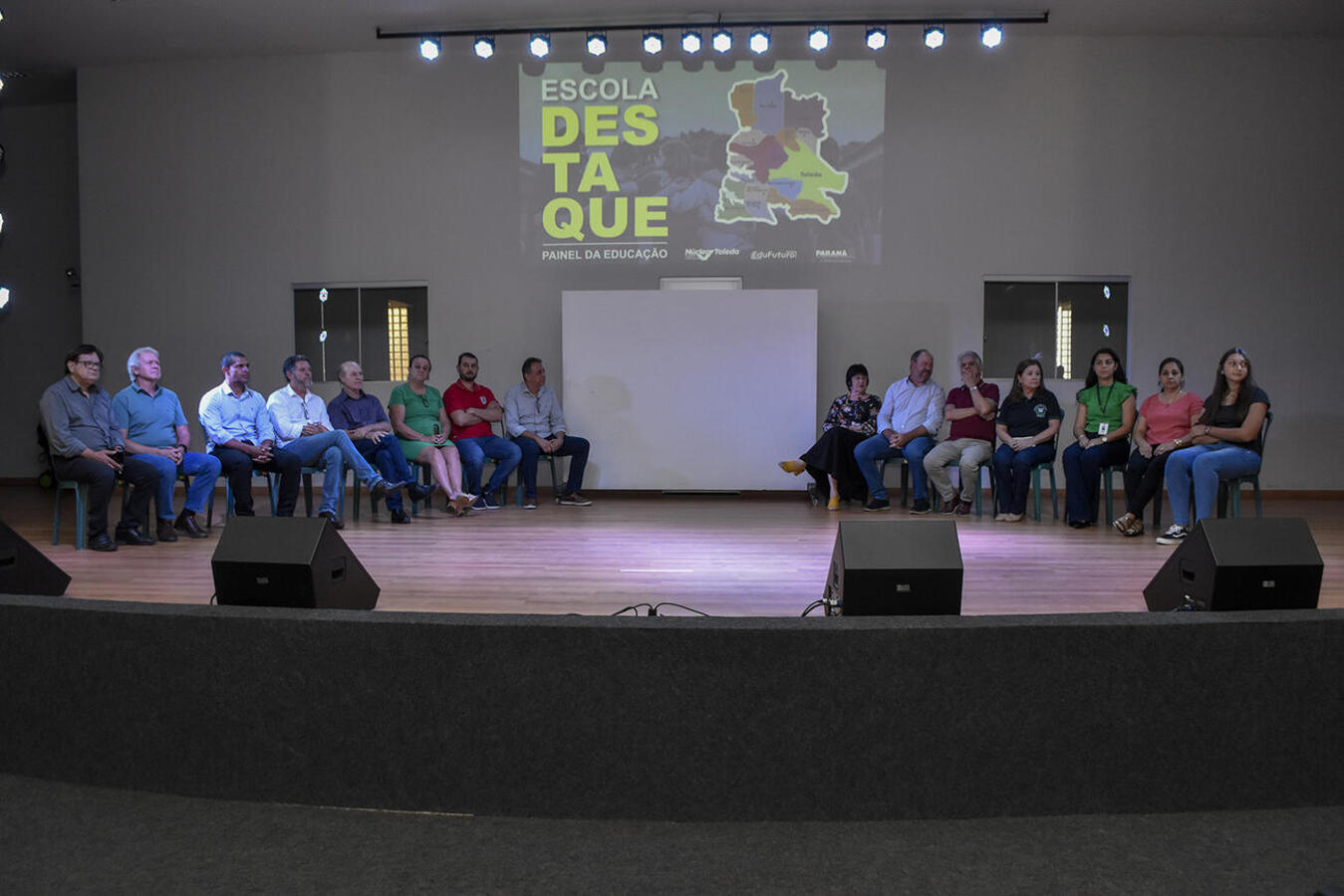 Governo foi representado pelo vice-prefeito Ademar Dorfschmidt e pela secretária Marli Gonçalves Costa em evento na tarde desta sexta (17) no auditório do Premen