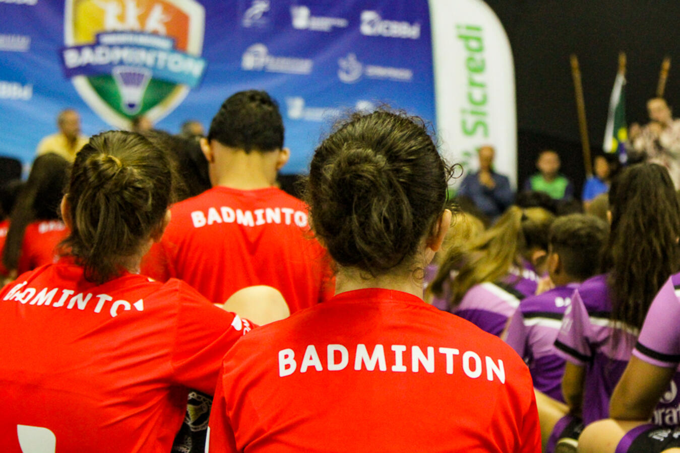 Vice-prefeito e secretários municipais prestigiam abertura de nacional de badminton