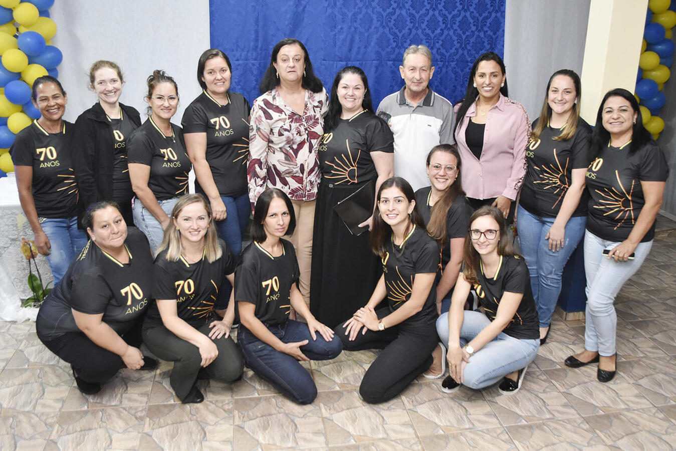 Lembrado nesta terça-feira (14), aniversário foi celebrado com presenças ilustres, apresentações de alunos, homenagens e o tradicional corte do bolo
