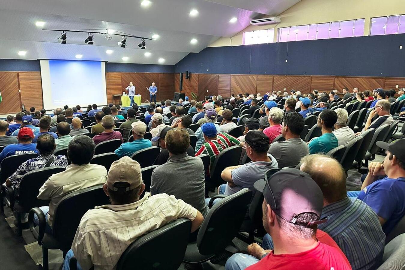 Trabalhadores da Emdur iniciam processo de formação e qualificação