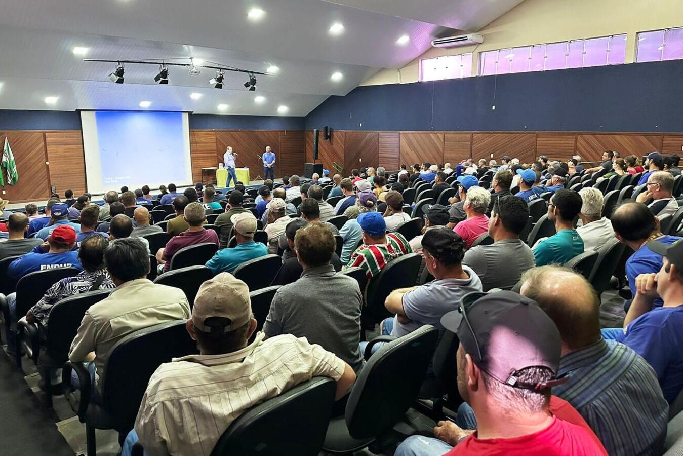 Trabalhadores da Emdur iniciam processo de formação e qualificação