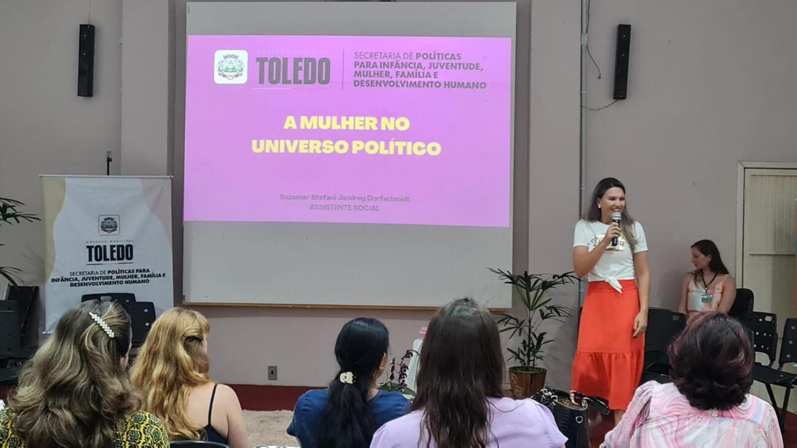 “A Mulher no Universo Político” foi uma ação promovida como parte da programação do mês da mulher em Toledo