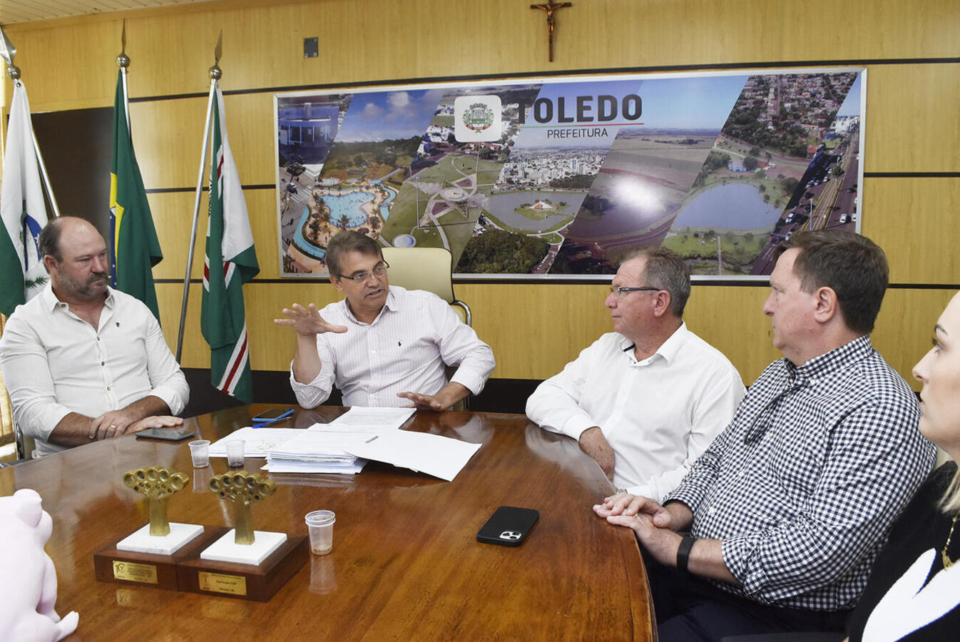 Prefeitura firma contrato de construção de ciclovia entre Toledo e Novo Sobradinho