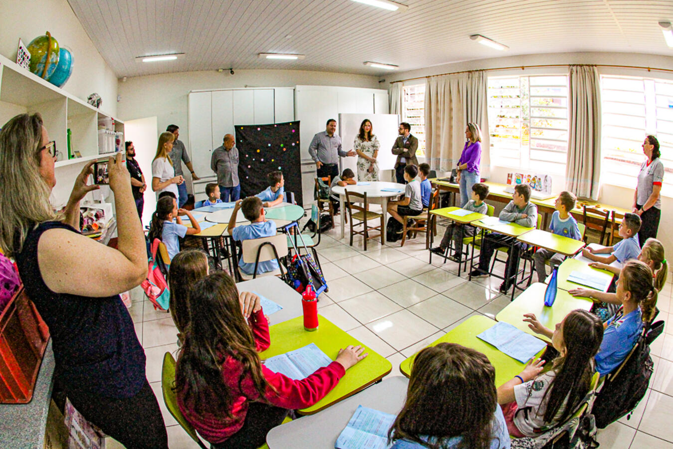 Em visita a Toledo, comitiva formada por representantes do Instituto Campus Party, da Anatel e do governo britânico marcaram presença em evento na tarde desta quinta (30)