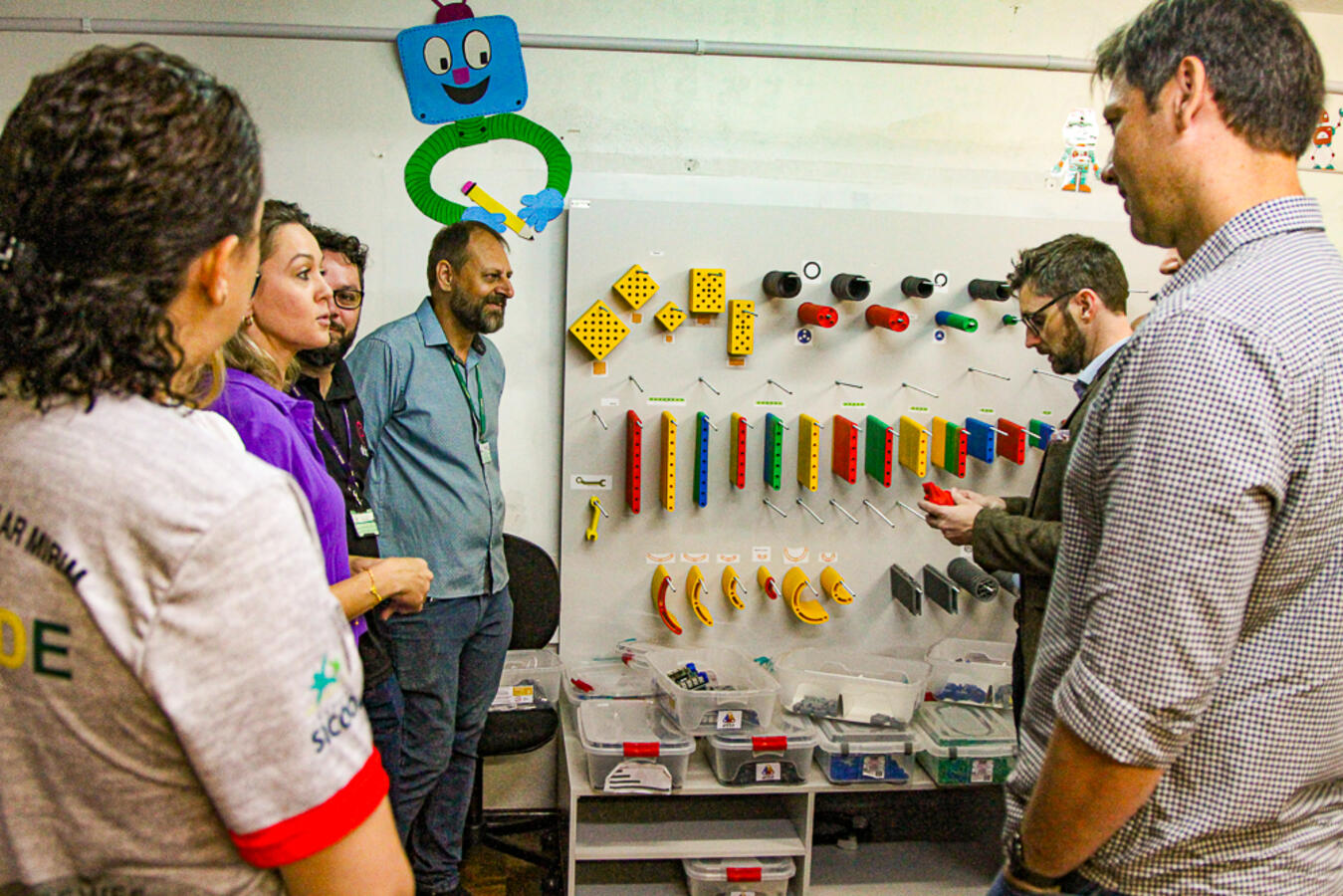 Em visita a Toledo, comitiva formada por representantes do Instituto Campus Party, da Anatel e do governo britânico marcaram presença em evento na tarde desta quinta (30)