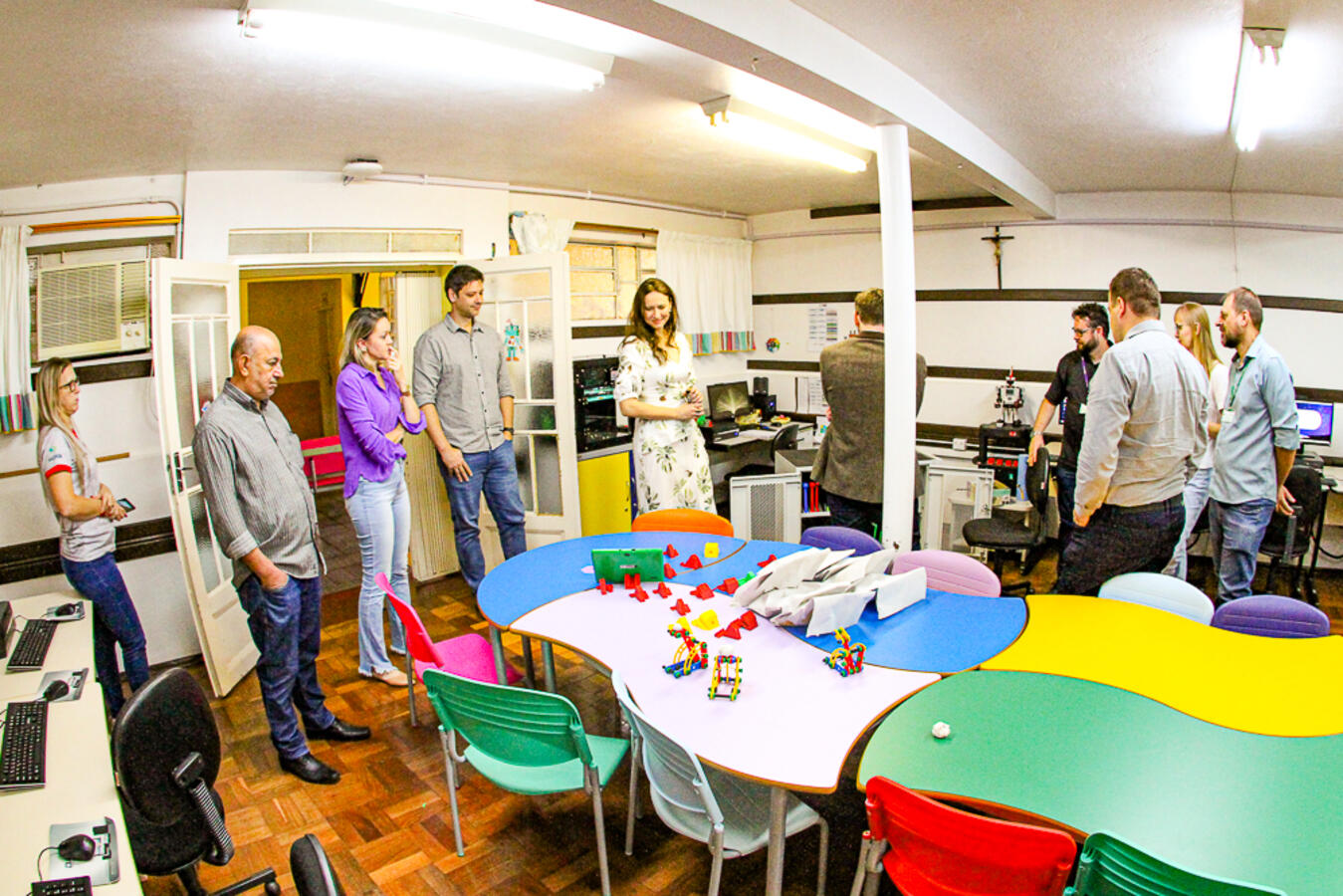 Em visita a Toledo, comitiva formada por representantes do Instituto Campus Party, da Anatel e do governo britânico marcaram presença em evento na tarde desta quinta (30)