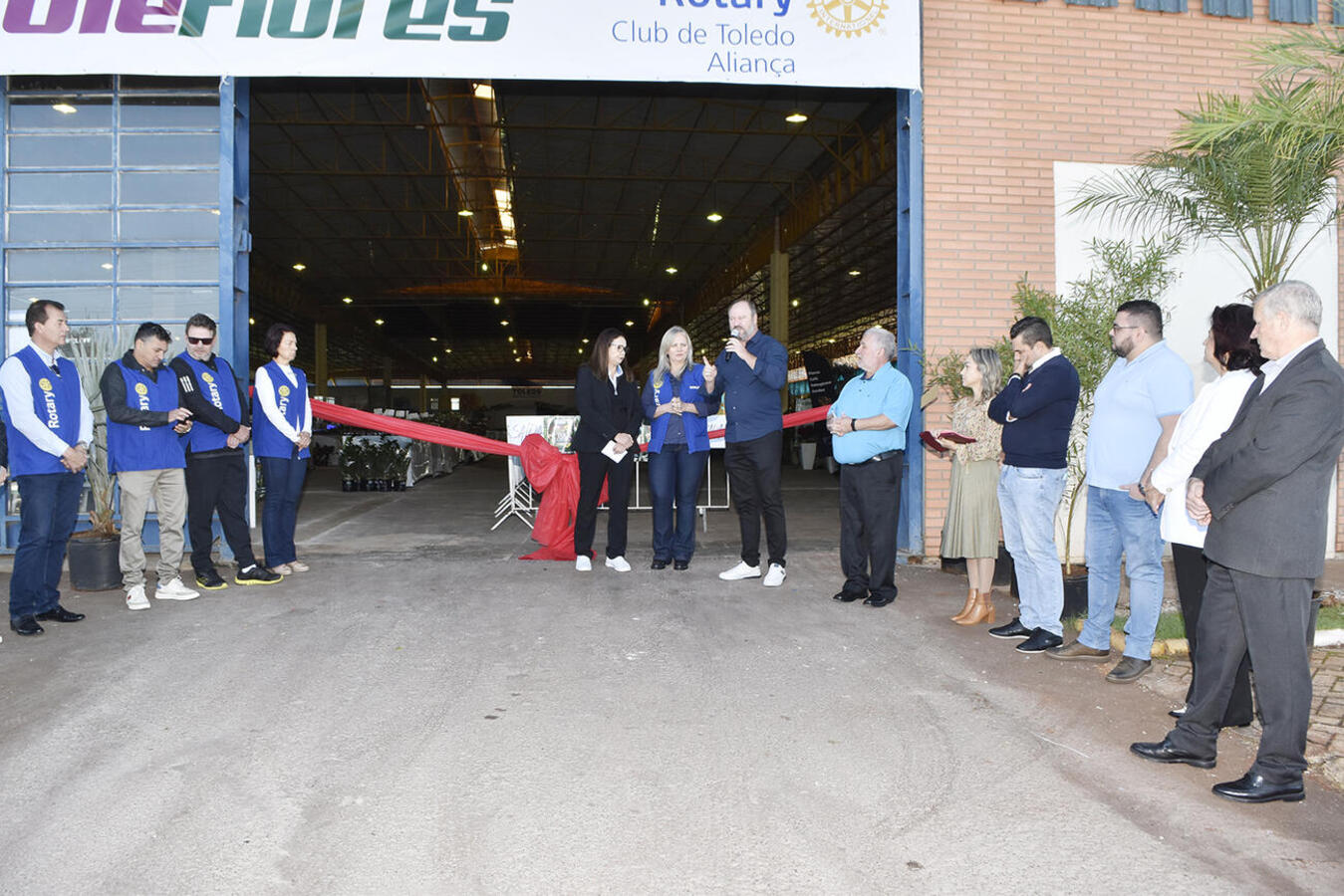 Iniciada na manhã desta quinta (20), feira promovida pelo Rotary Club de Toledo/Aliança prossegue até domingo (23) no Centro de Eventos Ismael Sperafico