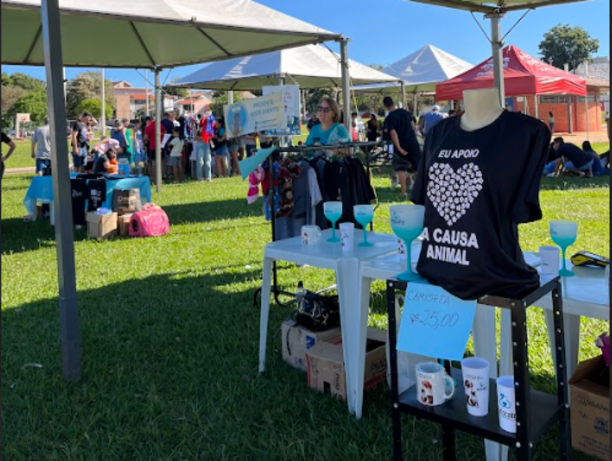 Houve grande movimentação de pessoas, pets e atividades no Parque Ecológico Diva Paim Barth durante a realização do evento