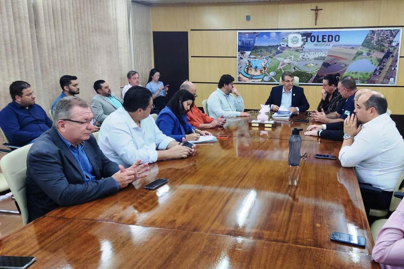 Gabinete e secretarias municipais discutem ações de segurança em escolas e CMEI’s