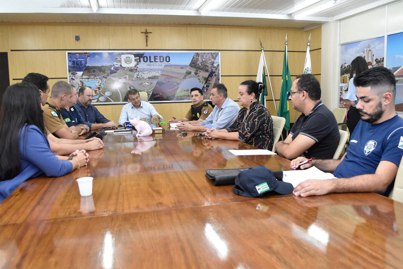Prefeitura, NRE e forças de segurança avançam em discussões para uma escola mais segura