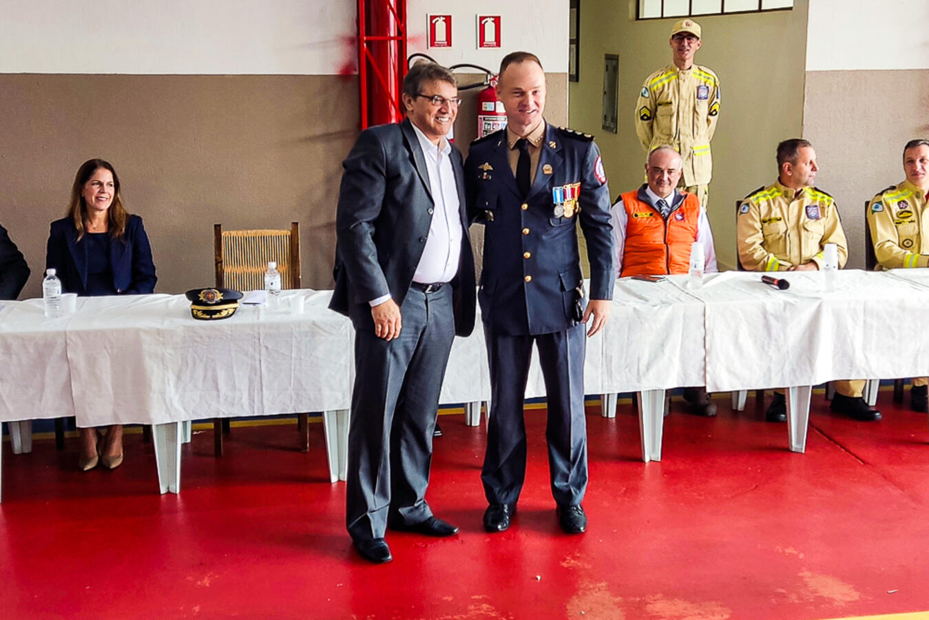 Governo Municipal participa da troca de comando do 2º Subgrupamento de Bombeiros