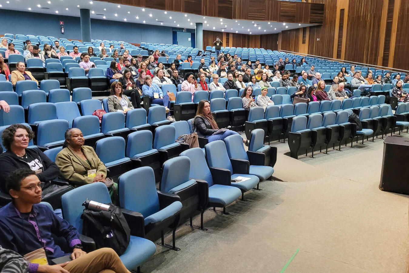 Artistas, agentes culturais, produtores, técnicos e trabalhadores de arte e cultura de 29 municípios da região marcaram presença no evento realizado nesta terça (23)