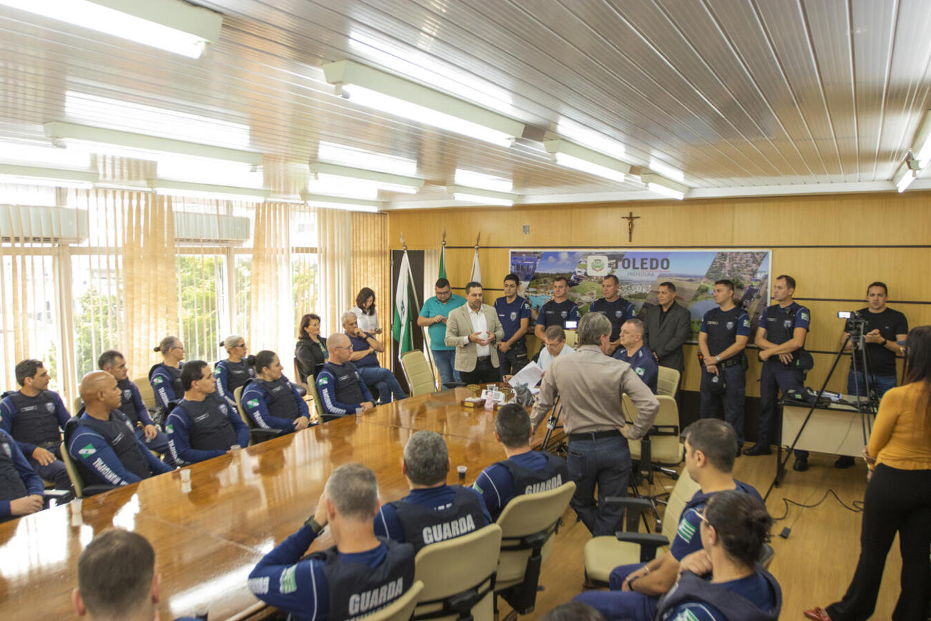Ato realizado na manhã desta terça (9), na Sala de Reuniões do Gabinete do Prefeito, marca início de nova fase dos quase 29 anos de história da corporação