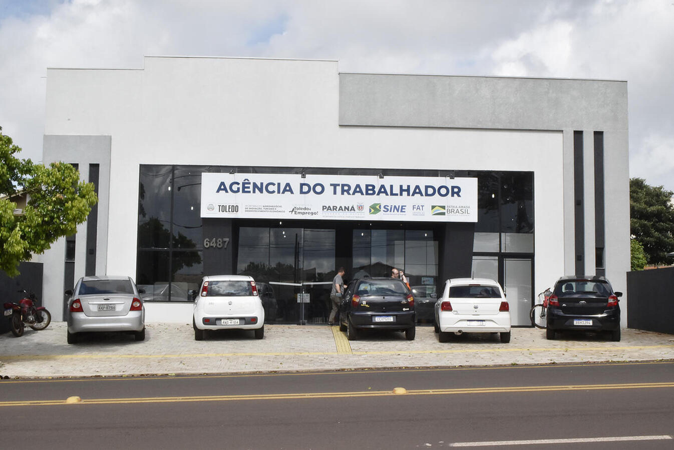 Com 1.465 vagas abertas até o fim do ano, opções gratuitas de qualificação para vários setores são fruto de parcerias com Senai, Senac, Senat, Ciee e FAG