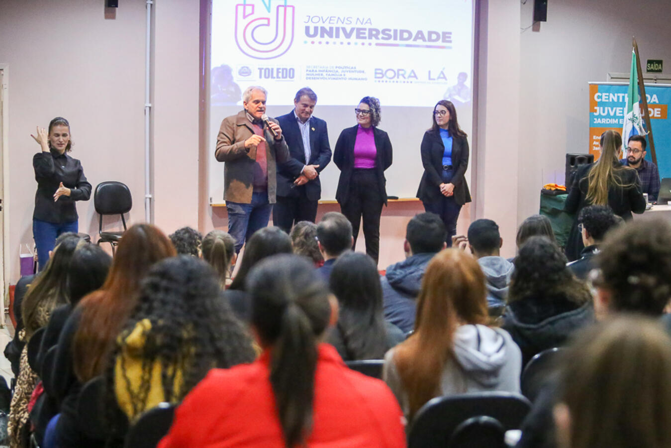 Curso preparatório do Jovens na Universidade tem aula inaugural