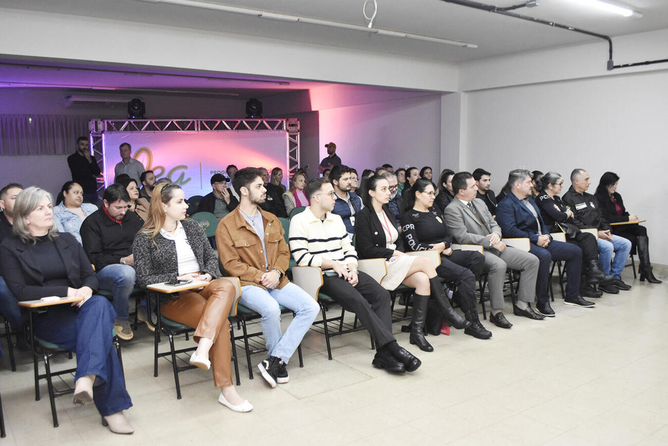 Evento realizado no auditório da Escola de Governo na tarde desta quinta-feira (22) permitirá expansão de ações que já são realizadas na rede municipal de ensino 