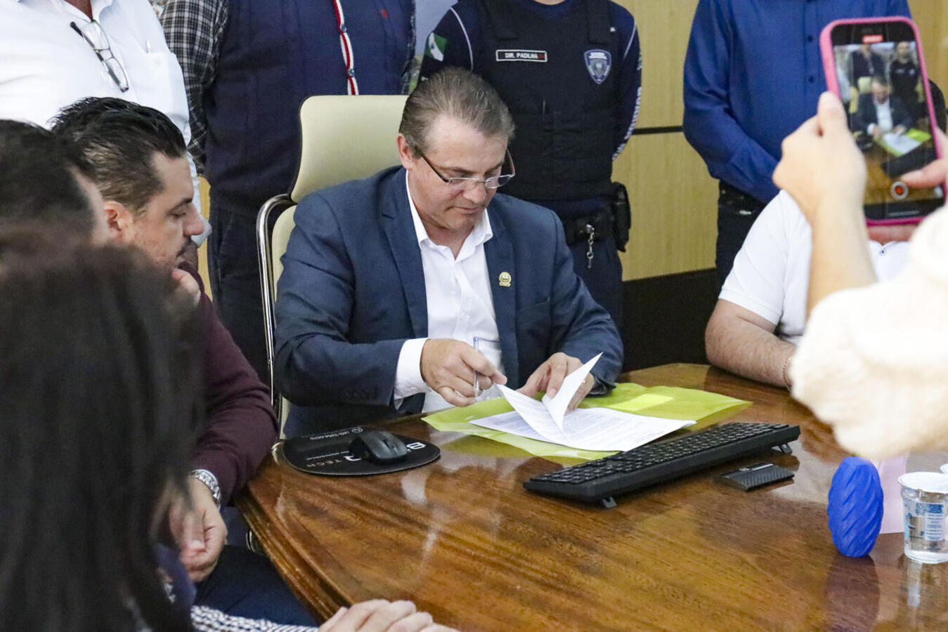 Sancionadas leis para ampliar a segurança nas unidades escolares da rede municipal