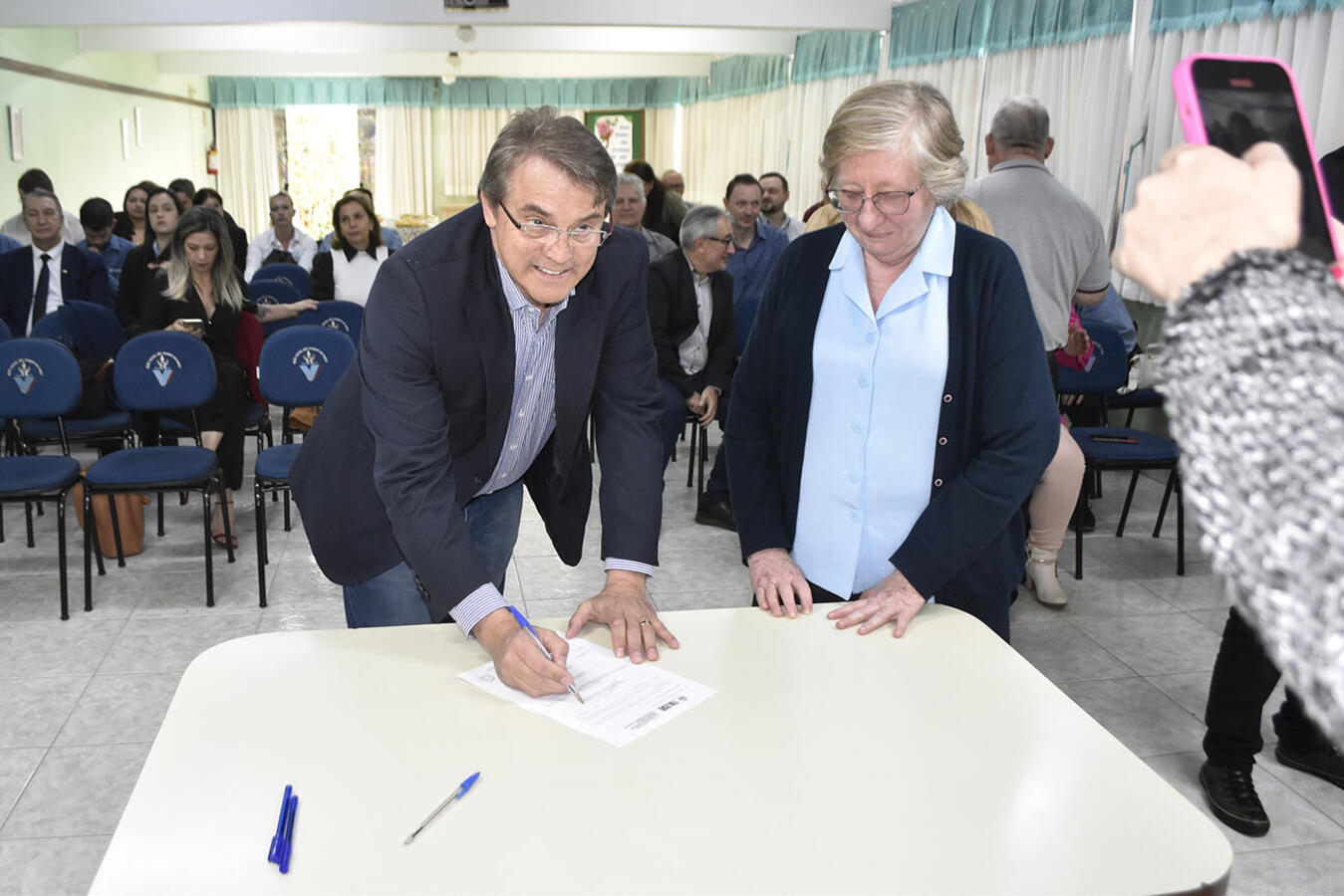 Ato foi realizado na manhã desta sexta (15) no auditório da Ação Social São Vicente de Paulo, uma das 6 organizações habilitadas para o repasse de 2023
