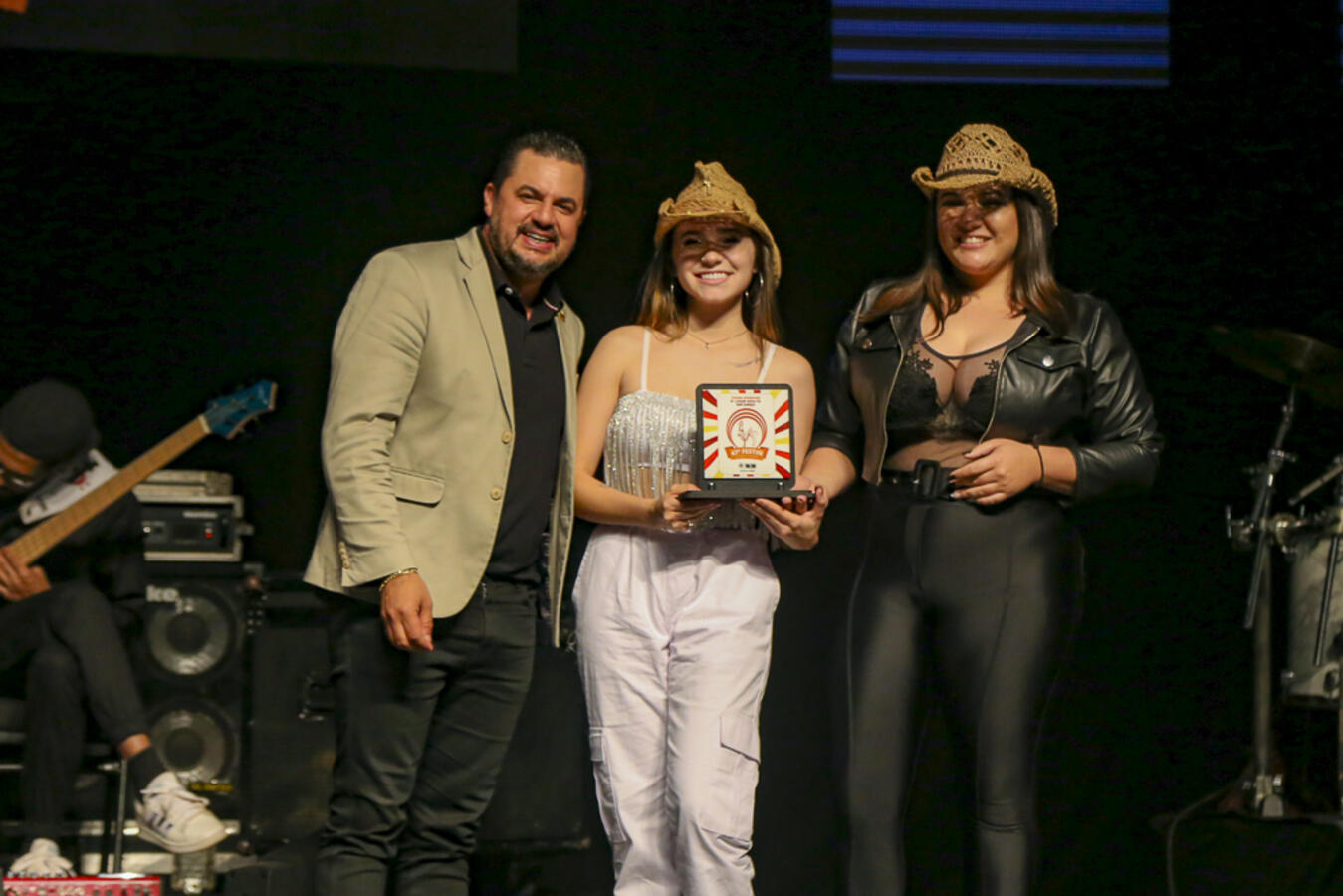 Secretaria da Cultura premiou campeões e campeãs do Festin no sábado
