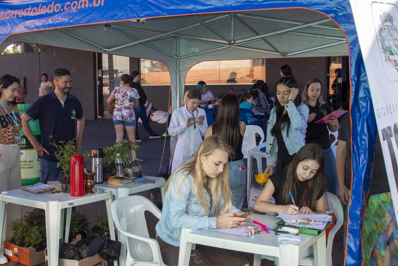 Prefeitura nos Bairros realizou 1500 atendimentos em sua primeira edição