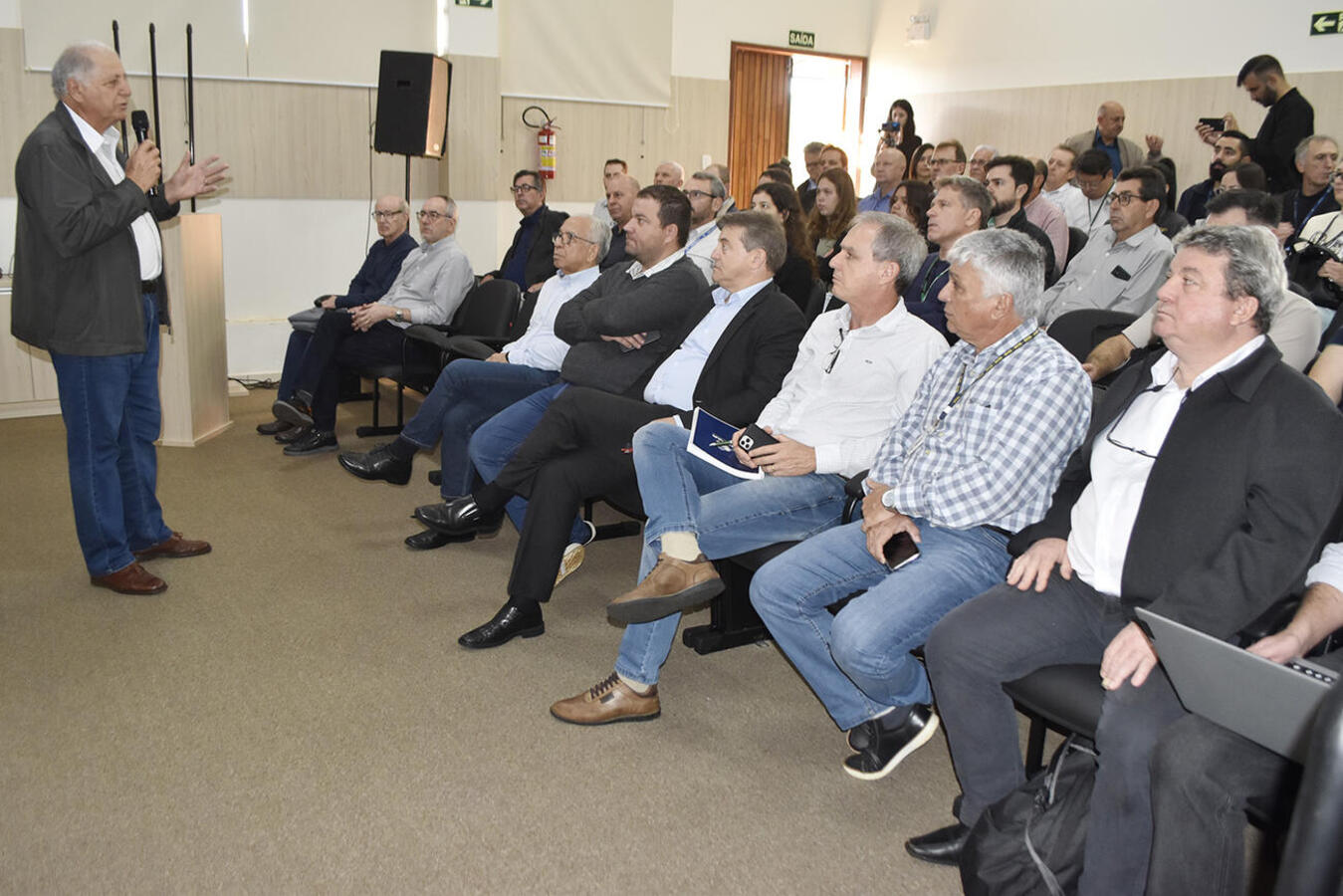 Encontro promovido por órgão do Programa Oeste em Desenvolvimento na manhã desta terça-feira (12) contou com representantes do poder público e do setor produtivo