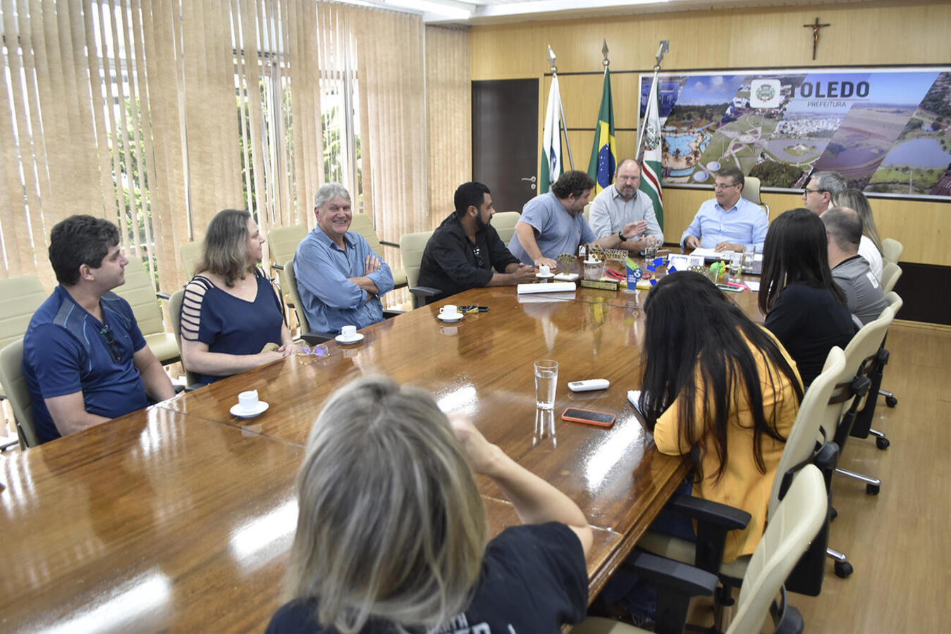 Assuntos importantes para a entidade e a comunidade em geral foram tratados em encontro realizado na tarde de quarta (12) na Sala de Reuniões do Gabinete do Prefeito