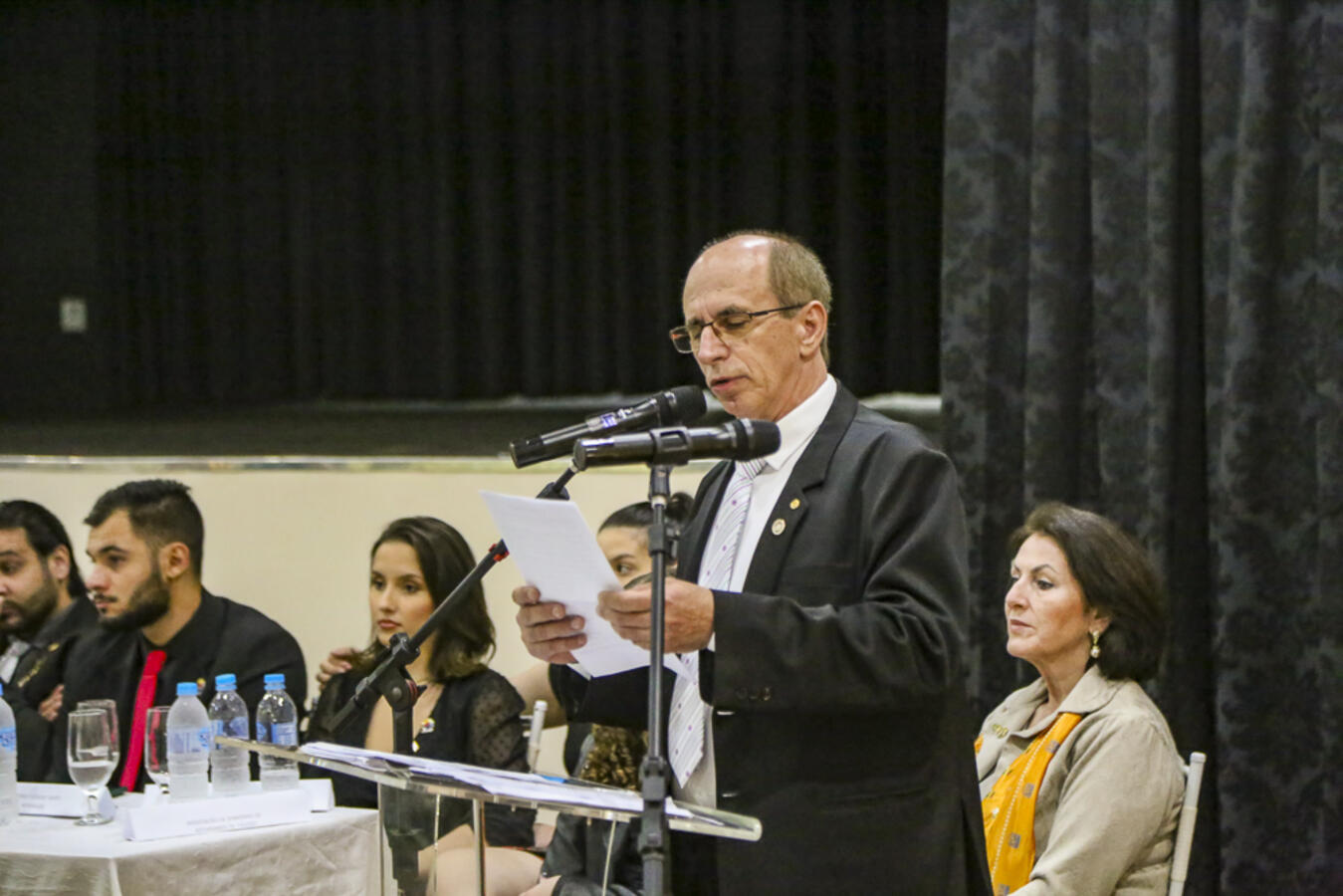 Executivo Municipal prestigia posse dos novos presidentes do Rotary