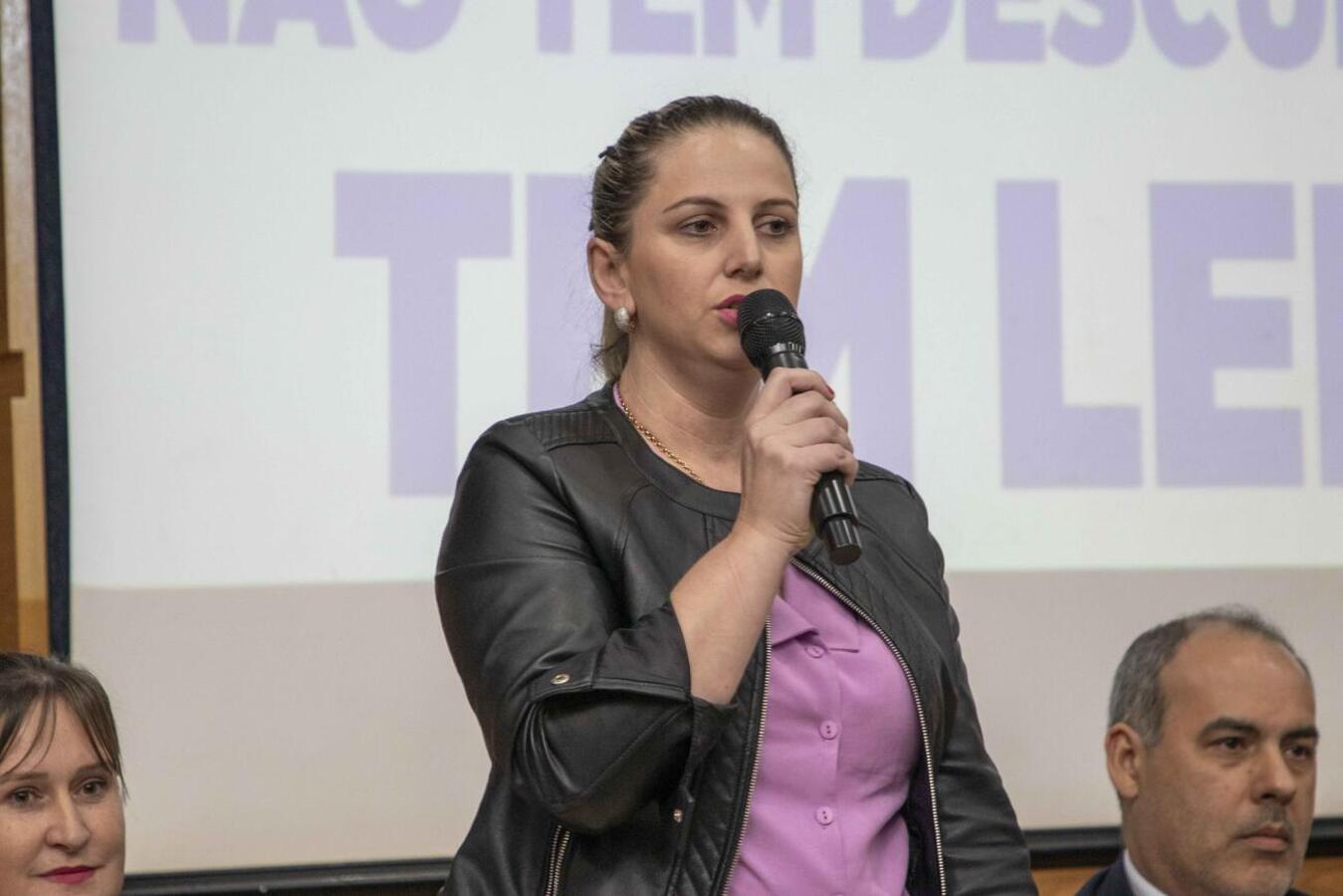Decreto firmado durante Seminário Mulheres em Foco regulamenta Campanha Agosto Lilás