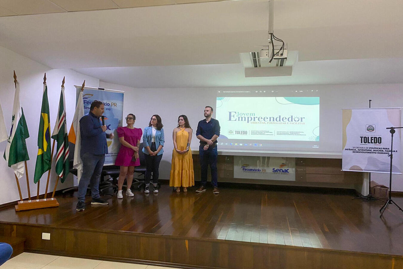 Evento na noite desta quarta-feira (16) marca o início de atividades que se estenderão até dezembro divididas em três ciclos: urbano, rural e universitário