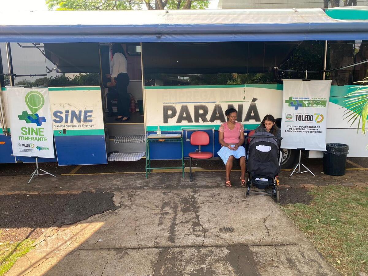 Diversos serviços foram oferecidos ontem e hoje (31/8 e 1º/9) pela unidade local da Agência do Trabalhador em eventos em Novo Sarandi e no Jardim Coopagro 