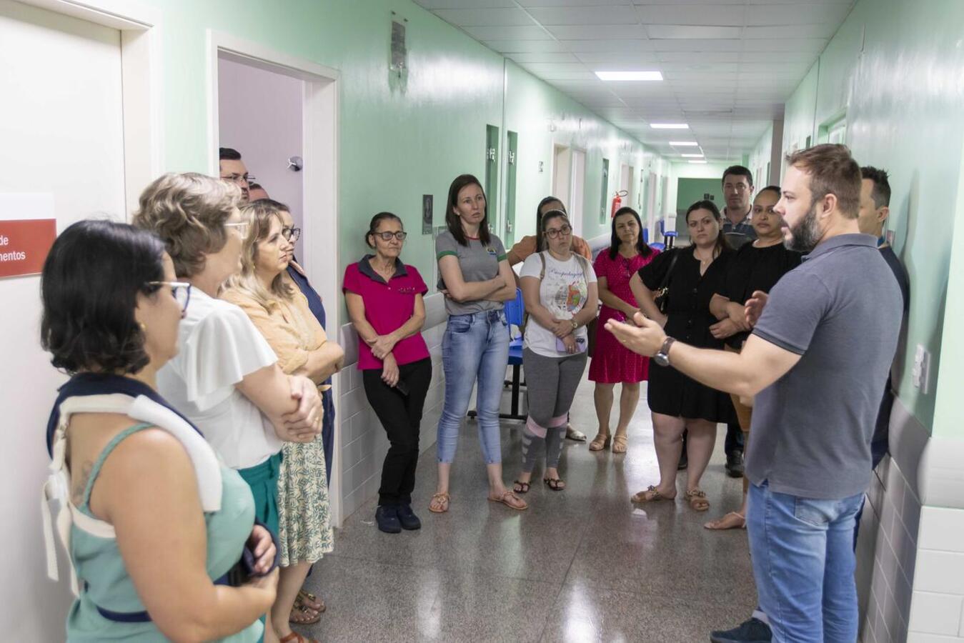 Entidades têm a oportunidade de conhecer a estrutura interna do HRT antes da inauguração, programada para dia 6 de outubro