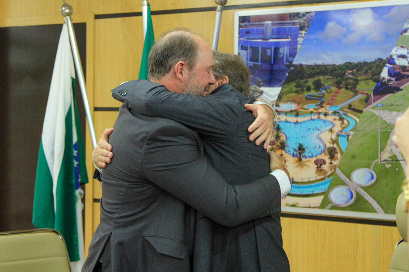 Beto Lunitti reassume função de prefeito após 15 dias em licença para férias