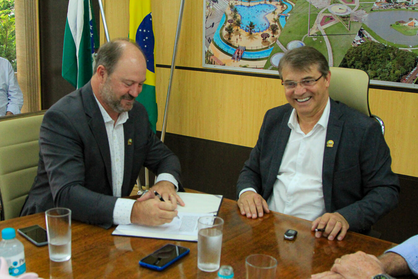 Beto Lunitti reassume função de prefeito após 15 dias em licença para férias