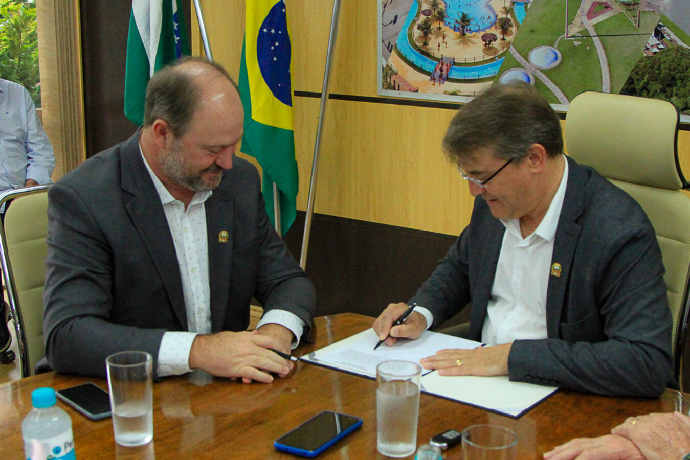 Beto Lunitti reassume função de prefeito após 15 dias em licença para férias