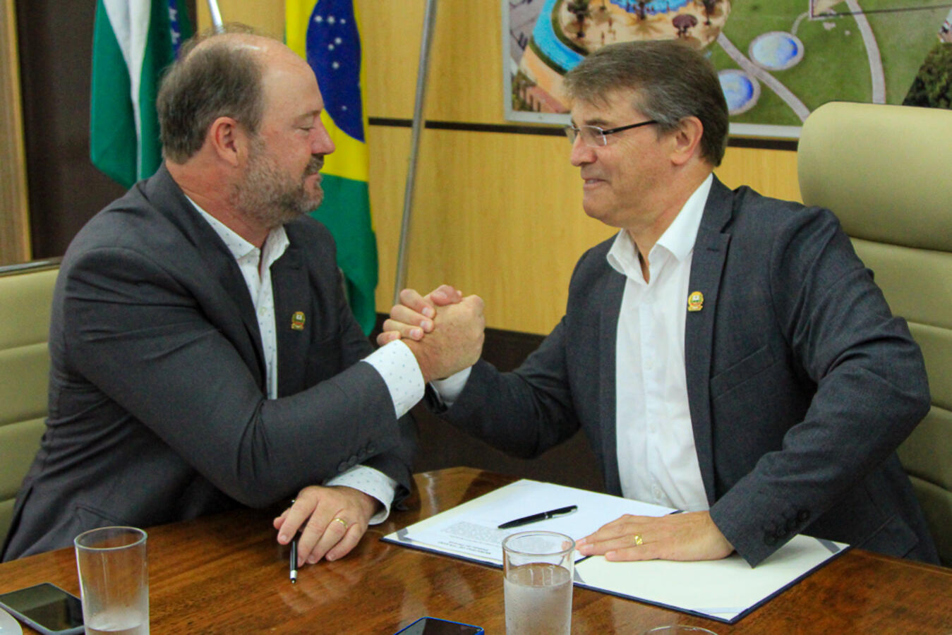 Beto Lunitti reassume função de prefeito após 15 dias em licença para férias